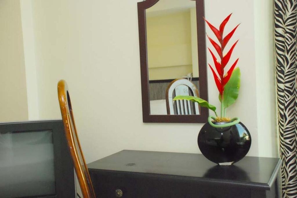 Panda Tea Garden Suites Tagbilaran City Exterior foto