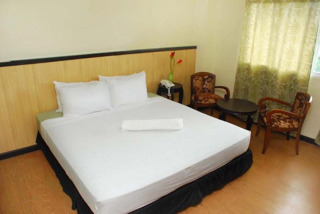 Panda Tea Garden Suites Tagbilaran City Exterior foto